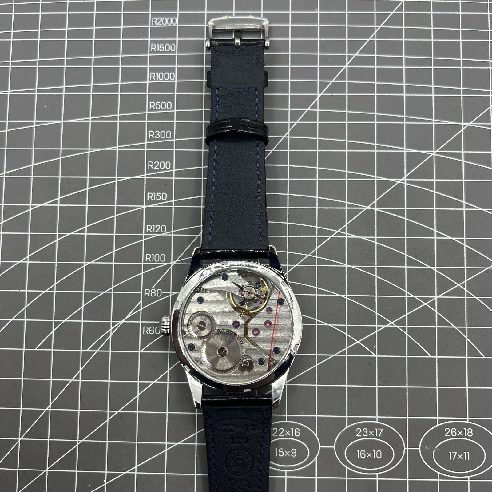 42mm men's Seagull watch with white dial, manual ST3600 movement, classic style for everyday wear.