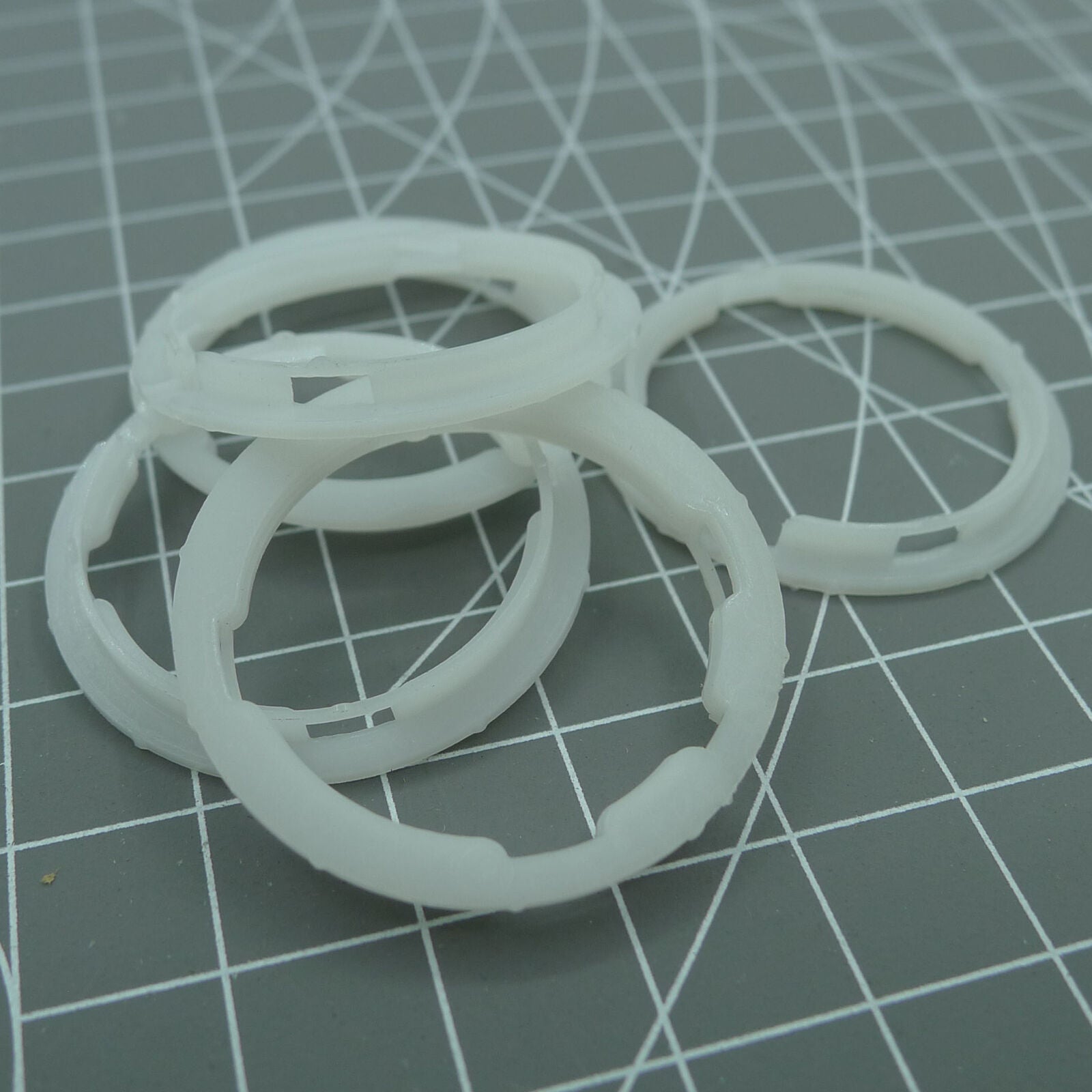 Set of 3 plastic 3.9mm spacer rings for ETA 2824/2836 watch movements, precision fit.