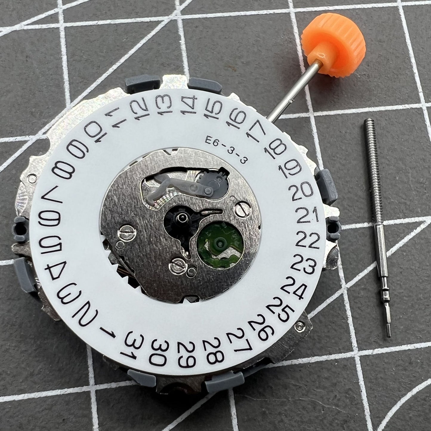 Miyota Quartz Uhrwerk 2S60 mit Einzelkalender Datum bei 3 Uhr, pr�ziser Zeitmesser f�r elegante Armbanduhren