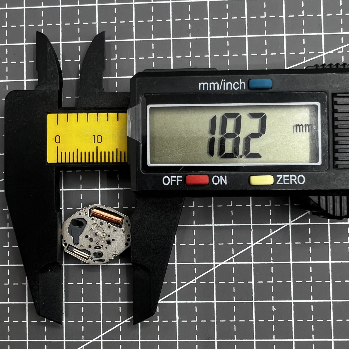 Miyota 3D44 quartz watch movement with 2 hands, Japanese precision and durability by Miyota.