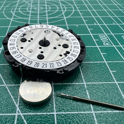 Hattori Epson TMI VD53C quartz watch movement with date window at 6 o'clock for precise timekeeping.