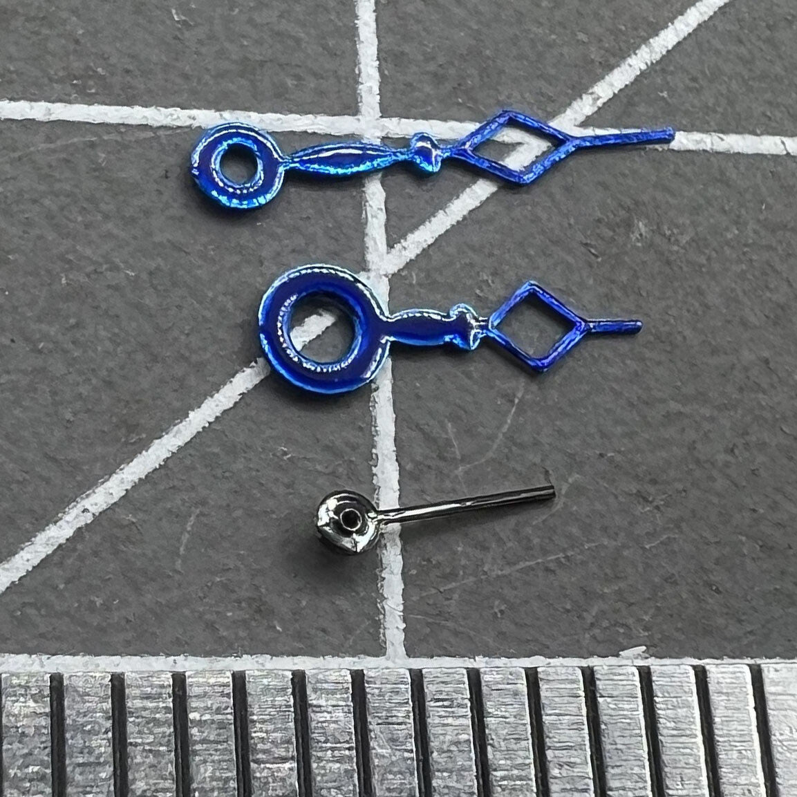 2 Sets/Pack Blue Trim Diamond Hollow Watch Hands for Miyota 1L45 Quartz Movement