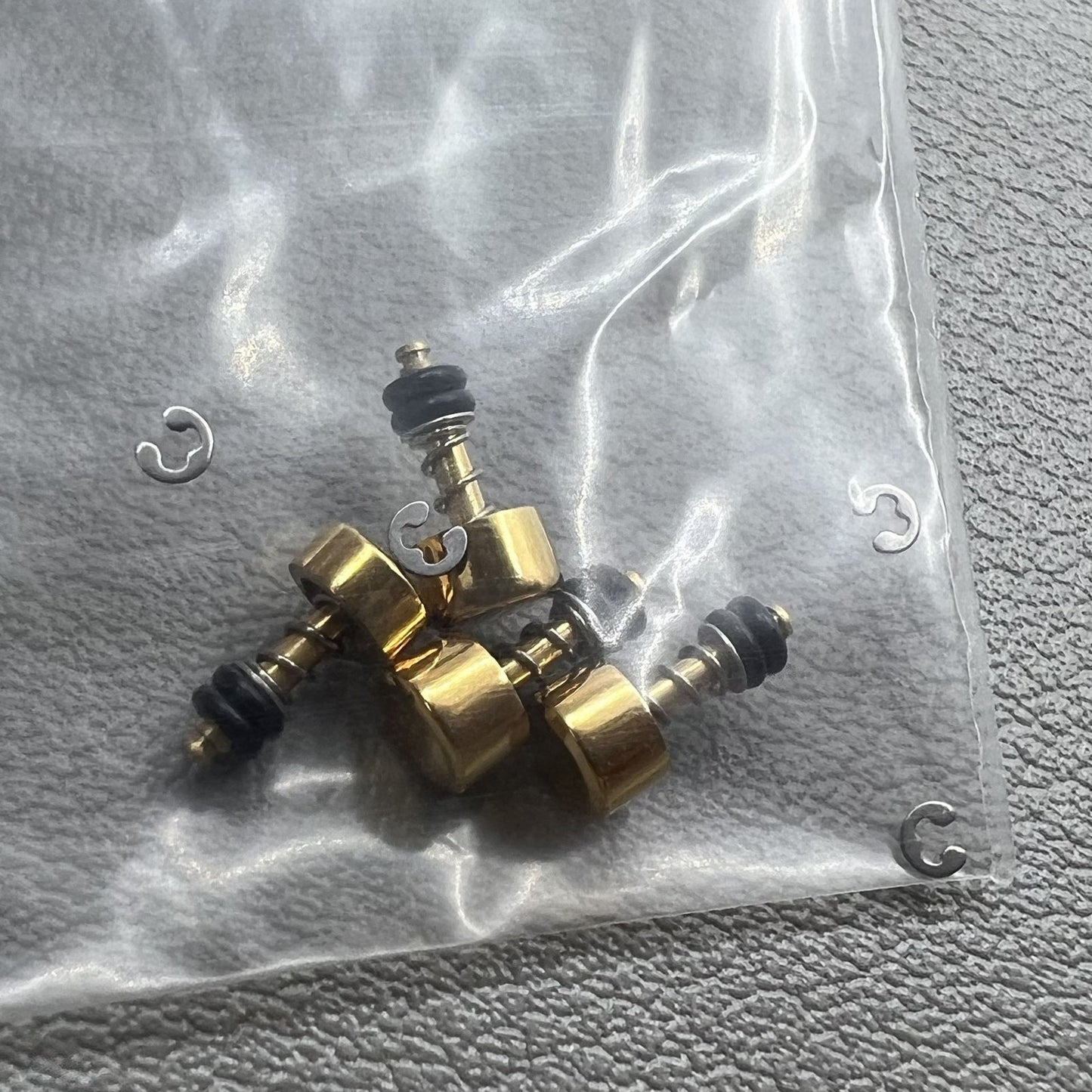 4 STÜCK/Packung Gold Druckknöpfe für Casio DW5600 Wasserdichter Edelstahl