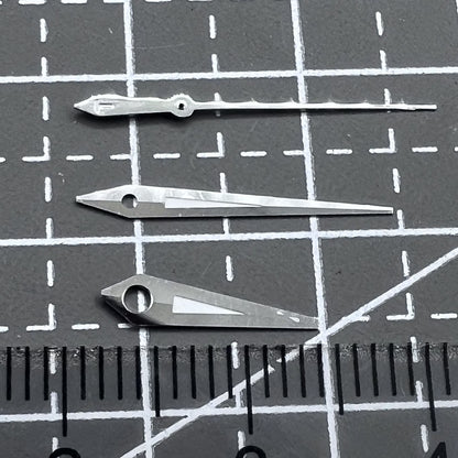 2er Set Silberne Leuchtzeiger mit Veredeltem Rand für ETA2836 2824 2892A2