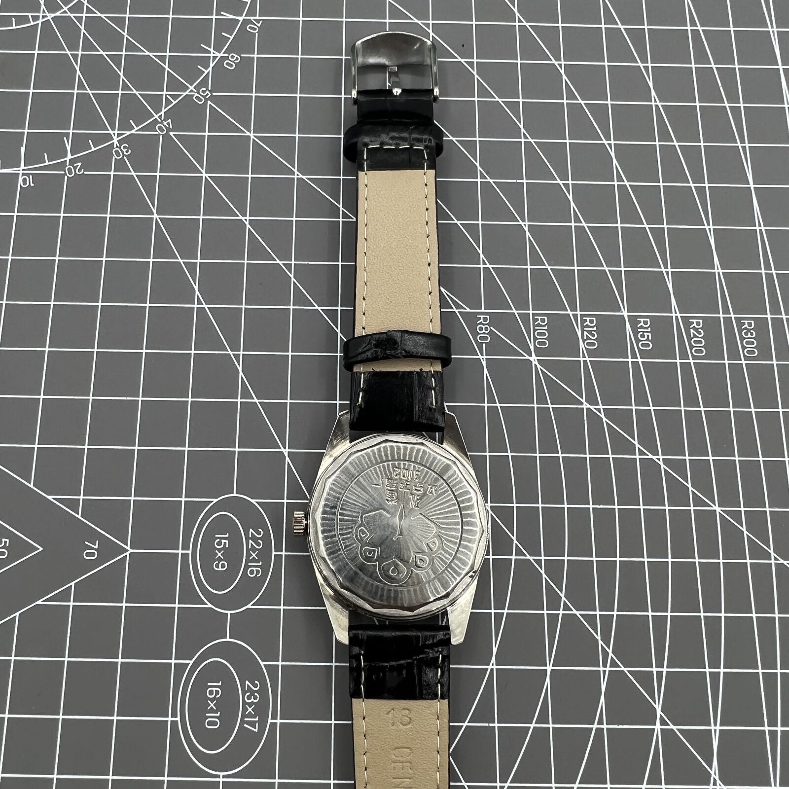 Liaoning Factory Made Peacock mechanical watch featuring 17 jewels and shock-resistant durability, ideal for watch enthusiasts.