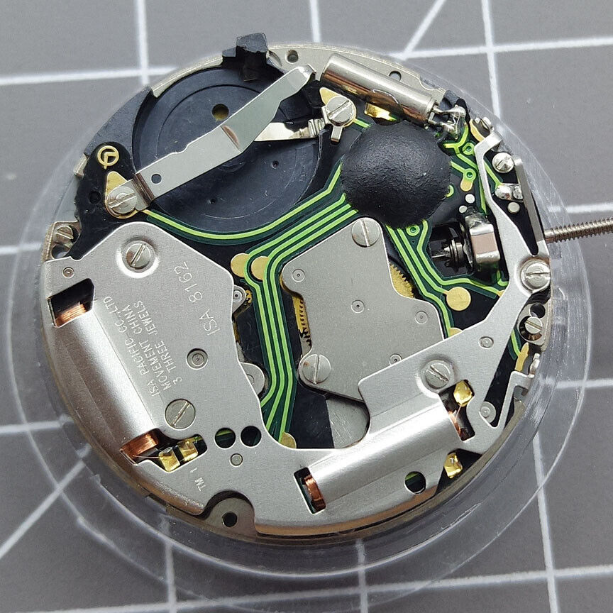 Swiss ISA 8172 quartz watch movement with date display at 4 o?clock, compatible replacement for ISA 8162 models.