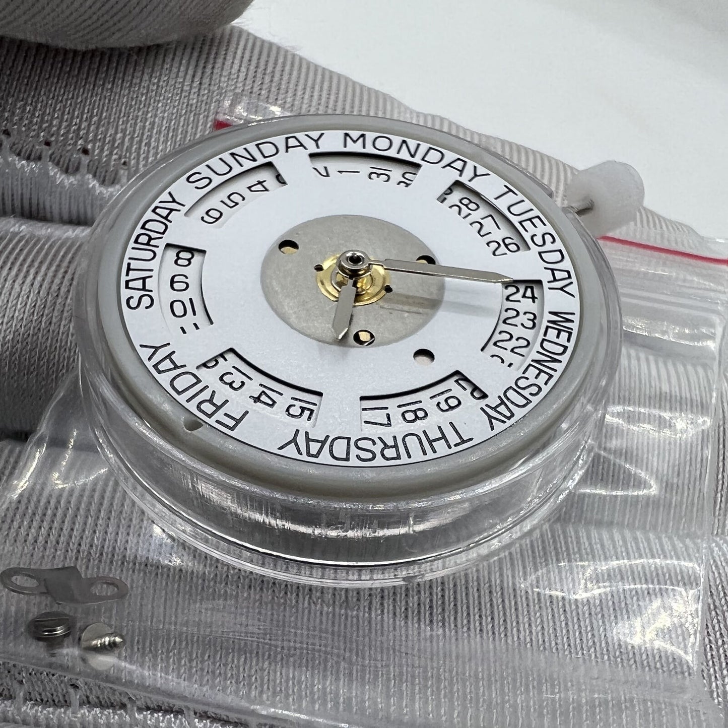 Luxury 2834-2 mechanical watch movement with double calendar, date at 3, day at 12, precision engineered