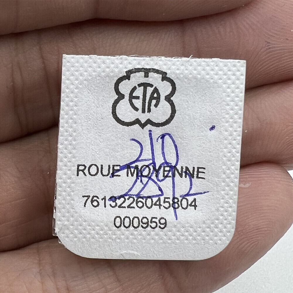 Third wheel for ETA/Seagull 2892A2 movement, precision watch part, ideal for mechanical watches.