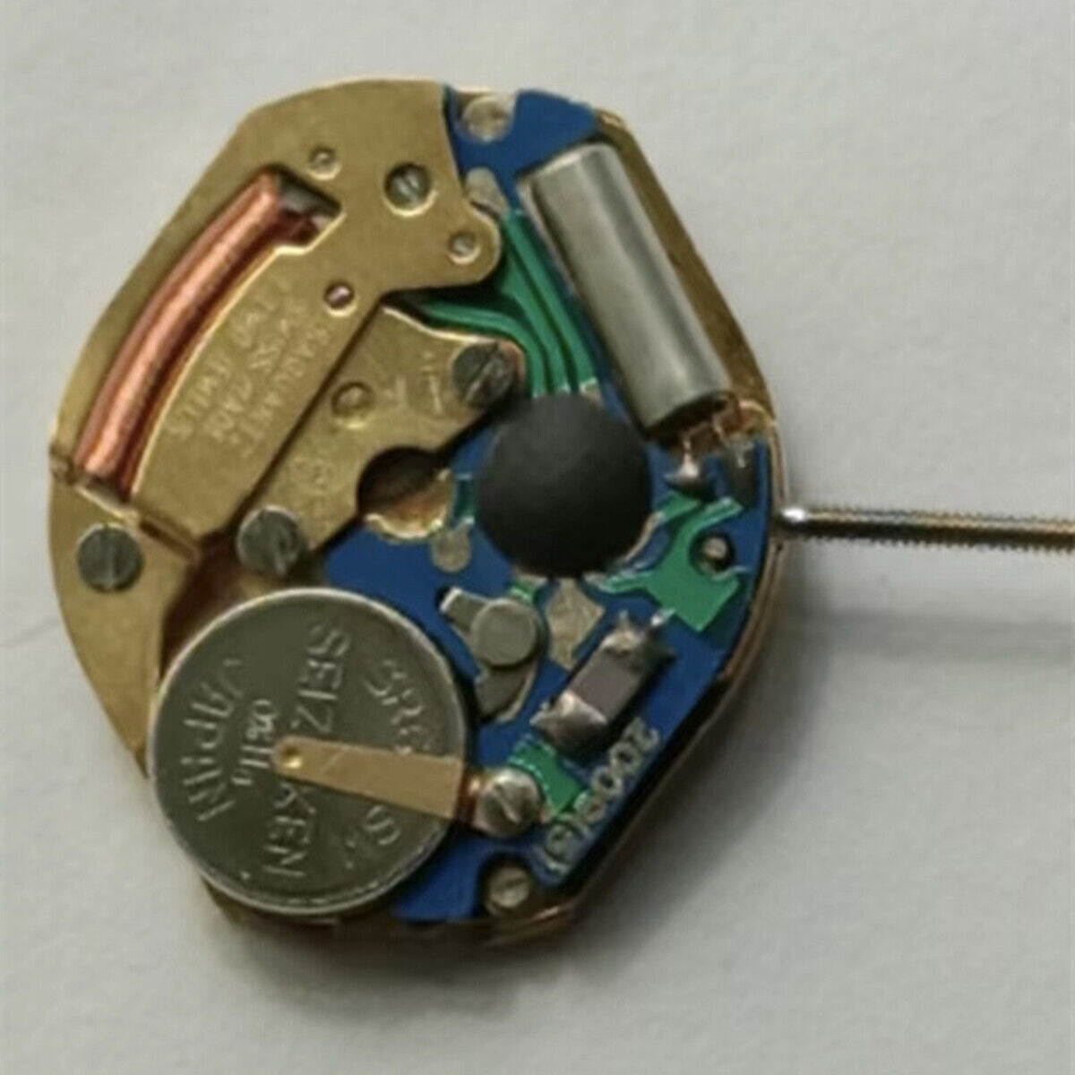 Swiss Made ISA 267 quartz watch movement, precision repair part for timepiece maintenance
