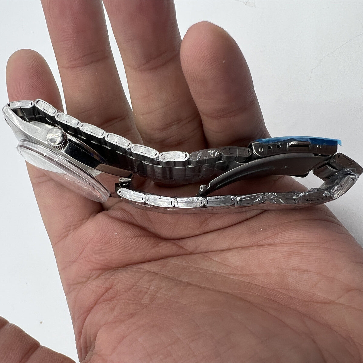 Shanghai Factory 7120 men's 37mm manual mechanical watch with durable shock-resistant design.