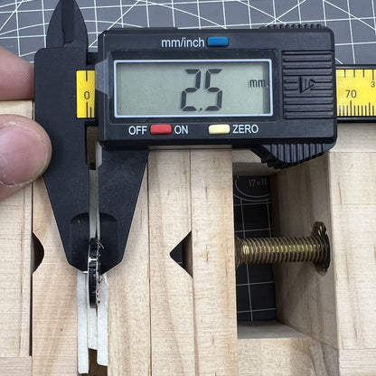 Hattori Epson TMI VS22 VS22A Watch Solar Power Quartz Movement