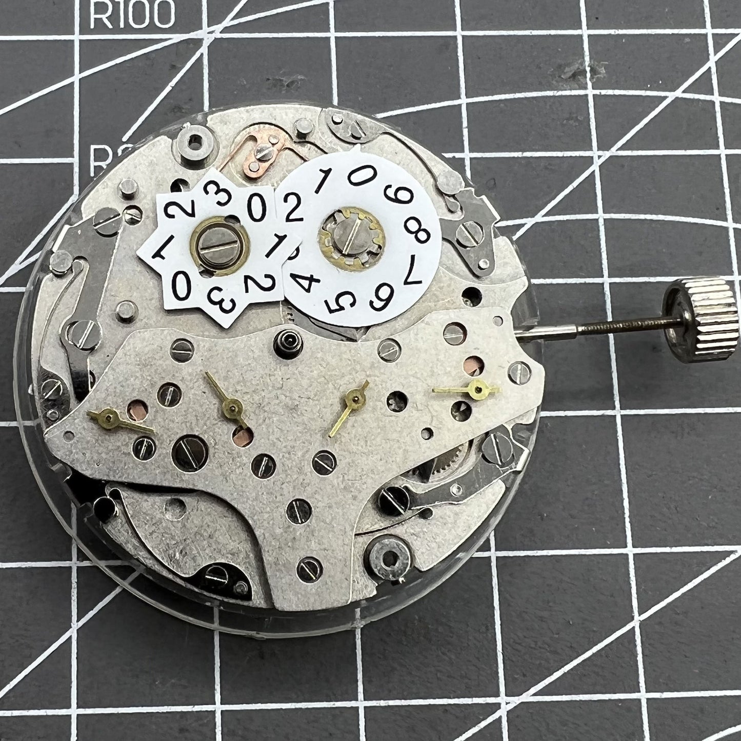Tianjin Seagull ST25 automatic watch movement with large date and three hands, made in China.