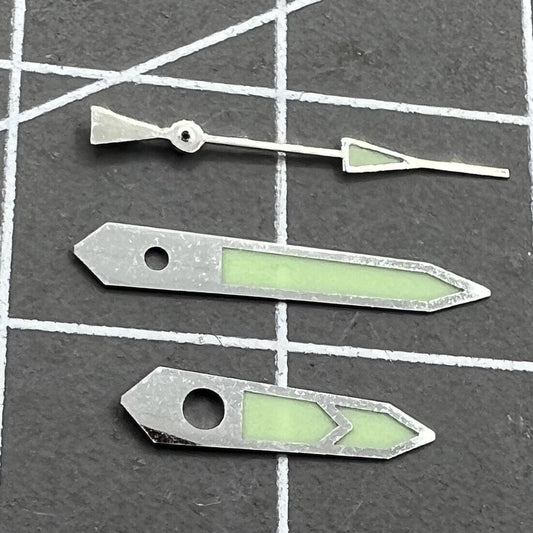 Aiguilles de montre lumineuses vertes résistantes C3 avec garniture argentée pour mouvement NH36 NH35 