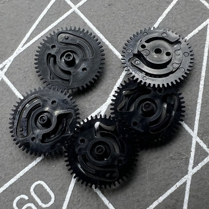 Date indicator driving wheels for NH35 NH36 watch movements, precision assembly compatible replacement parts.