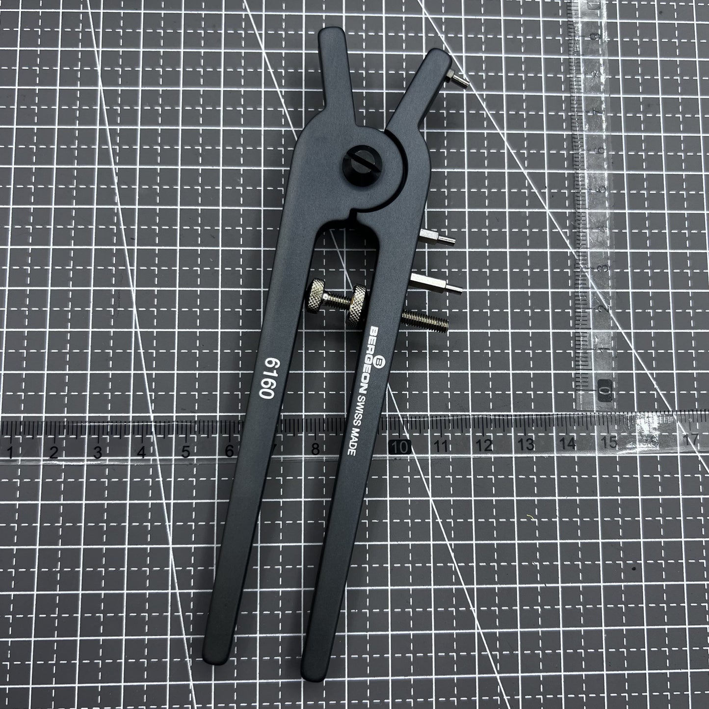 Swiss Bergeon 6160 Pliers for Removing Pushers and Correctors of Watch Cases