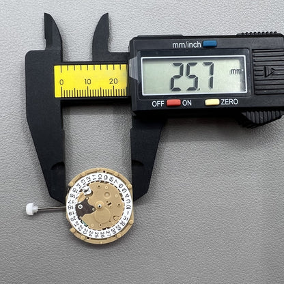 Sunon PE60 quartz watch set with 3 hands, date at 3, and subdials at 3, 6, 9 o?clock, ideal for watch repair.