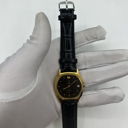 33mm Chunlan steel manual watch with silver dial, 17 jewels, and matching watch band.