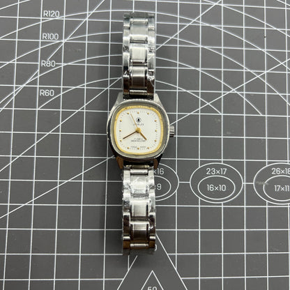 26mm SHANGHAI JINJI Lady Watch with golden square case and manual mechanical movement, elegant 17-jewel design.