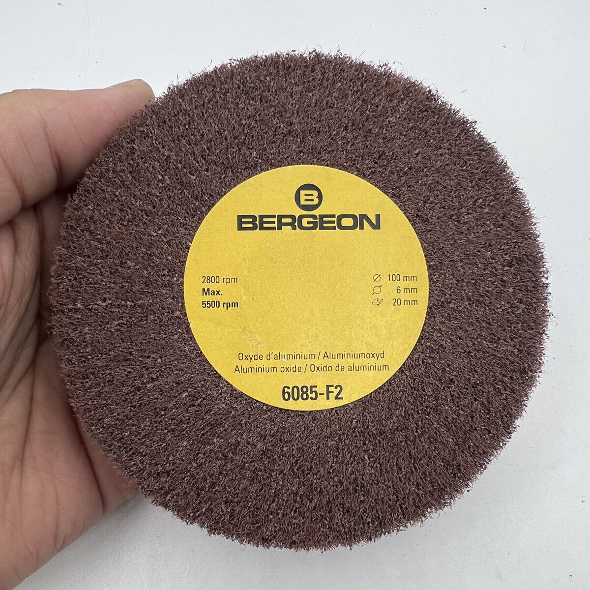 Bergeon 6085-F2 aluminum oxide abrasive polishing brush for precise watch accessory finishing.