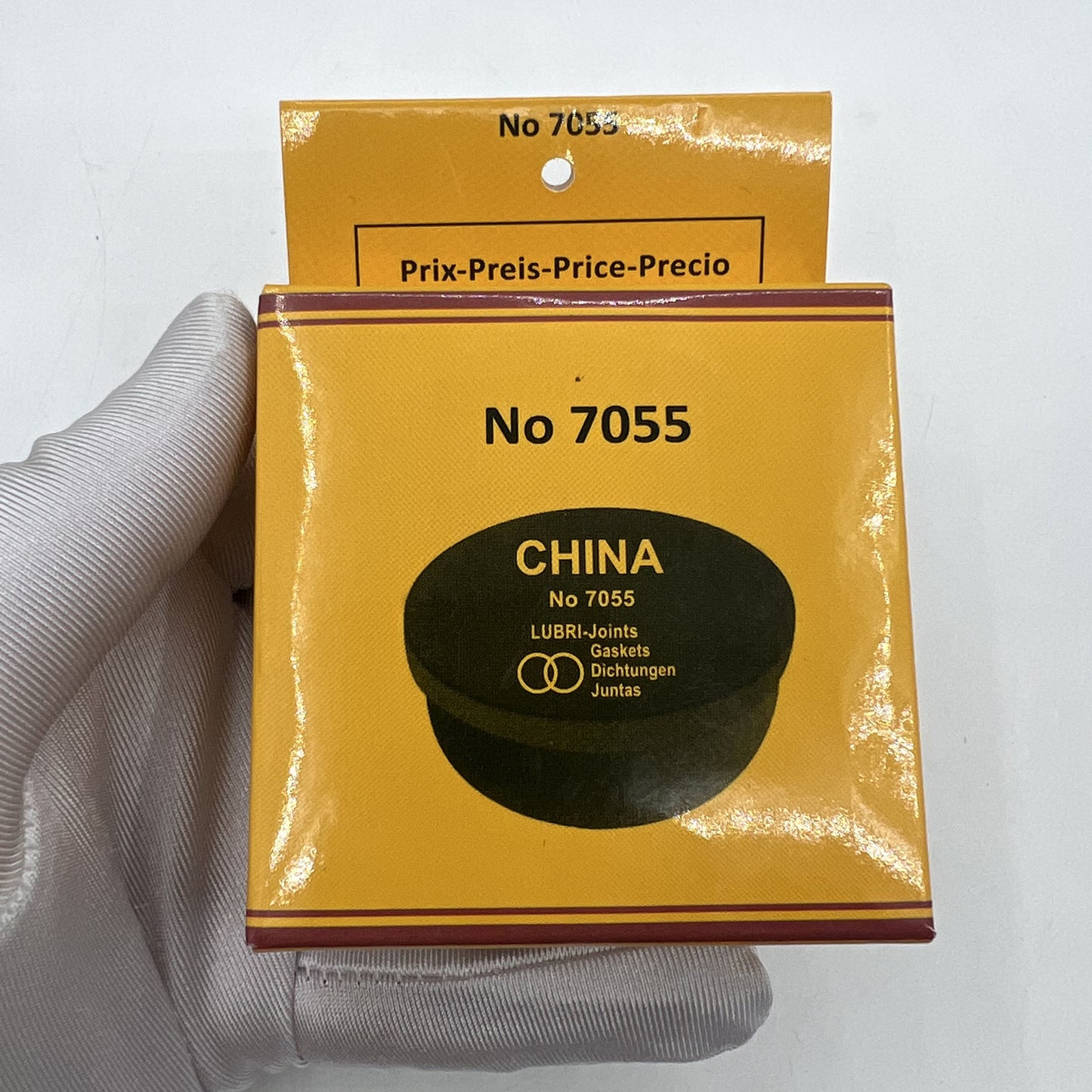Lubri-Gaskets foam sealing cushions box with grease lubricator for watch maintenance by China Made.