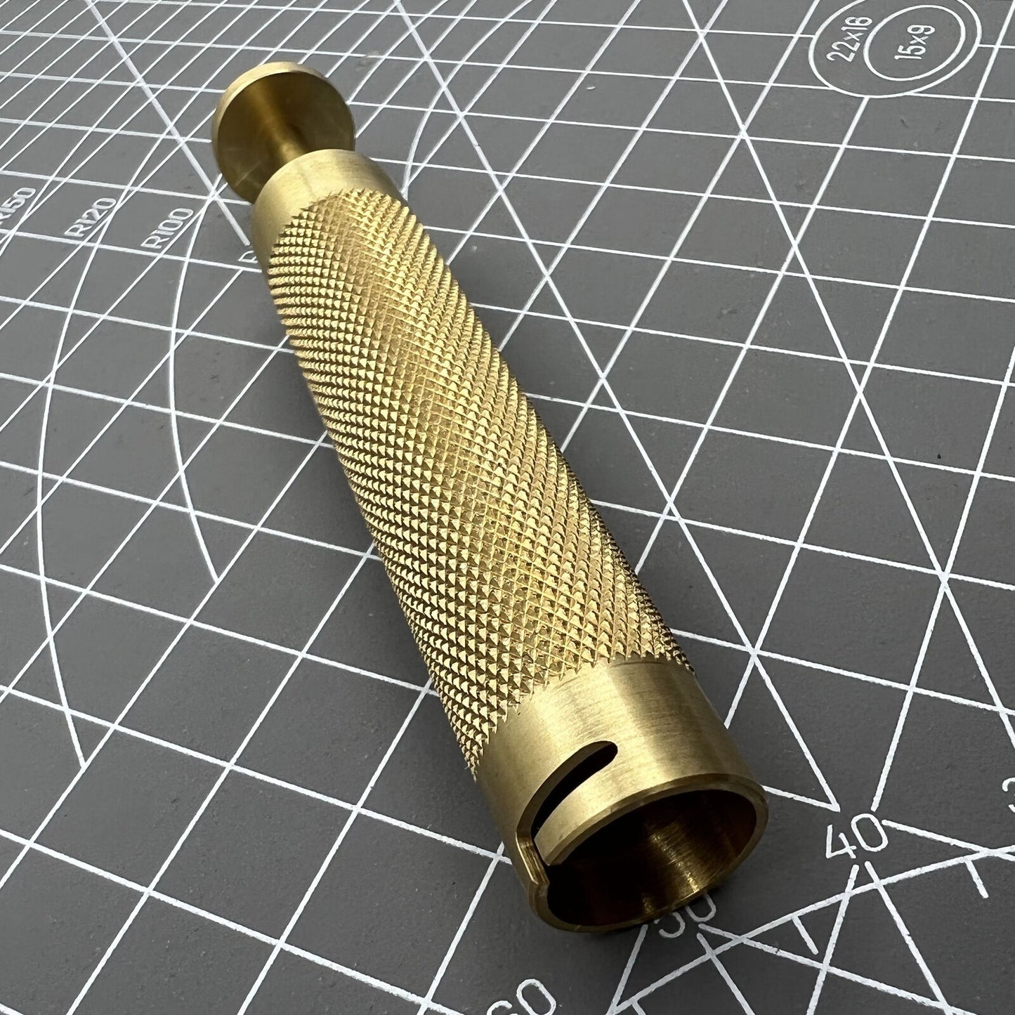 Swiss Made Bergeon 30082-M right-handed mainspring winder handle for precise watch repairs.