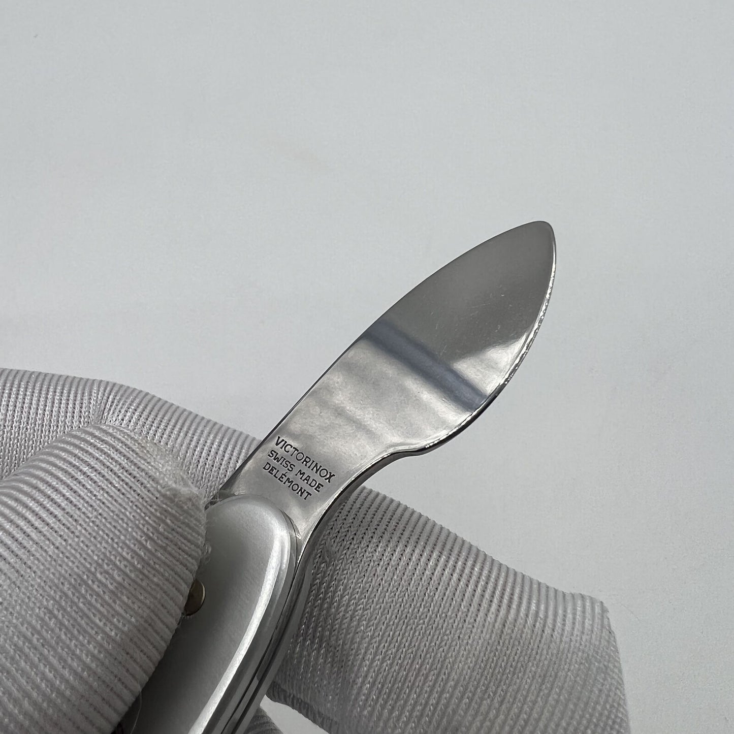 Swiss Made Horotec MSA07.001 watch case opener with aluminium handle for precise watch repair and maintenance tasks