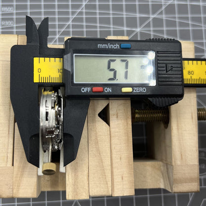 Dandong 7750 7753 automatic watch movement with single calendar at 6 o'clock for accurate timekeeping by Dandong.