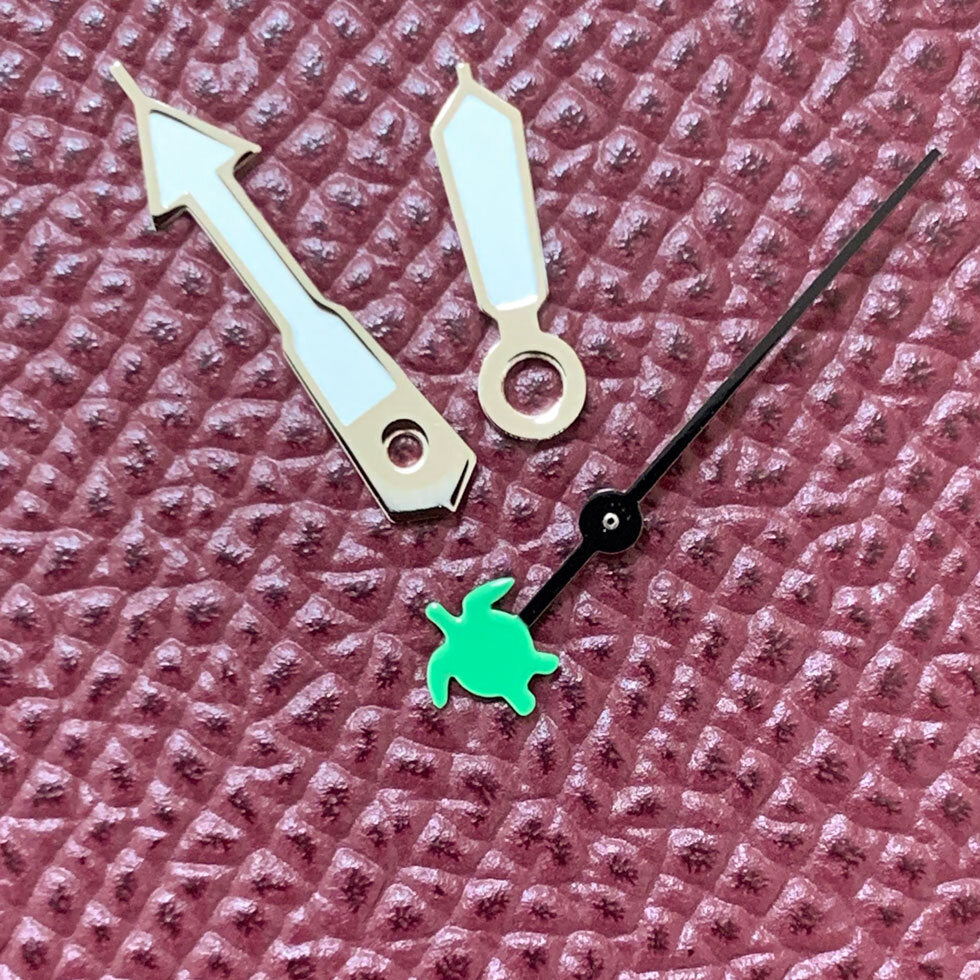 Classic watch hands set for NH35/NH36/4R36 movements, featuring Turtle and Fish second hand designs.