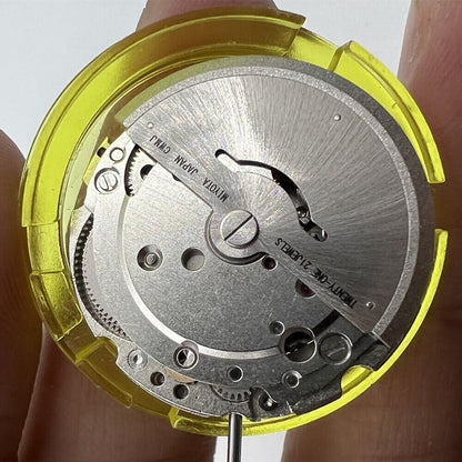Genuine Silver Miyota Citizen 8200 automatic watch movement with day-date feature for precise timekeeping.