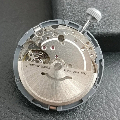 Miyota 8285 automatic watch movement by Japan Made, highlighting intricate mechanical craftsmanship.