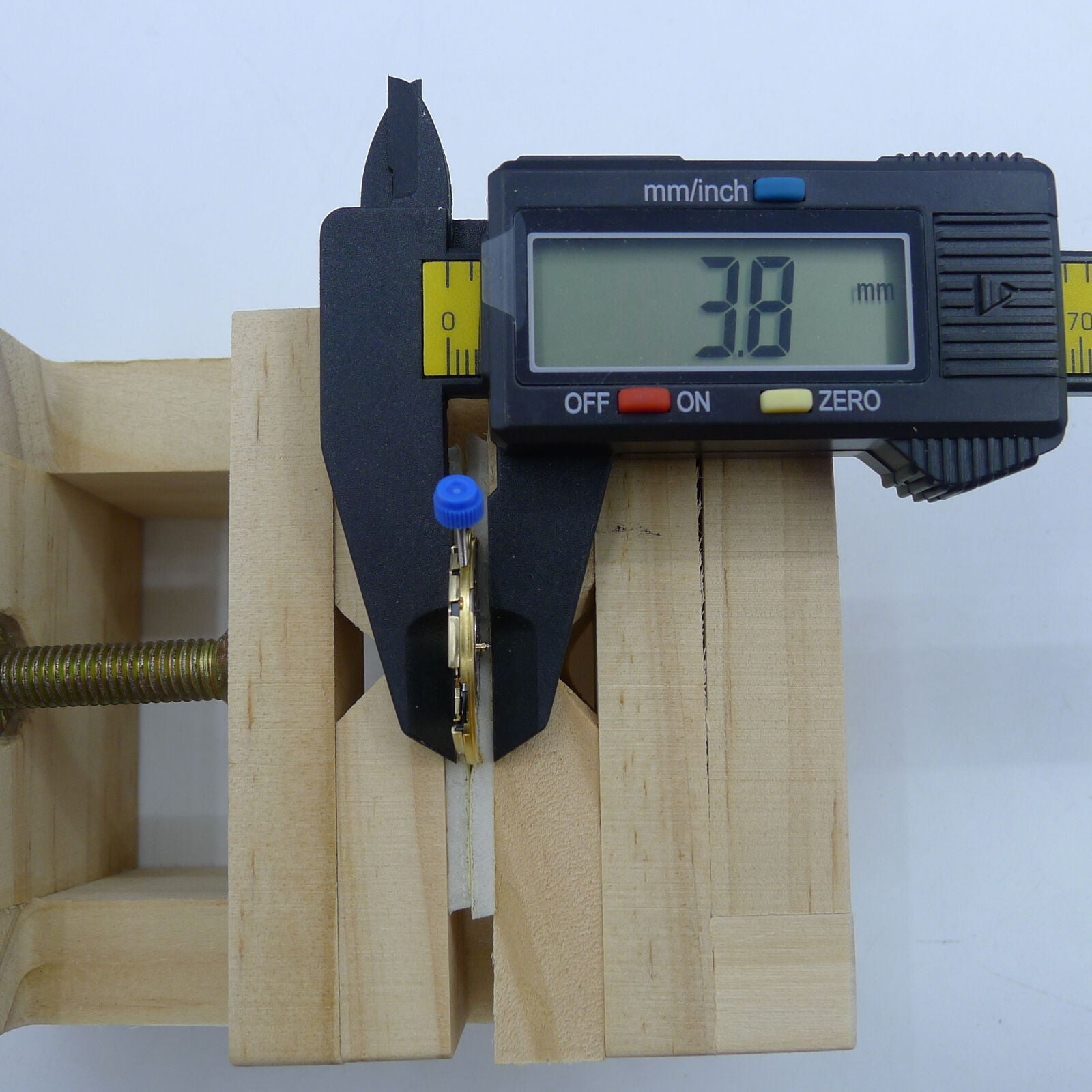 ETA F06.412 quartz watch movement by ETA, precise replacement for 955.112, ideal watch repair part