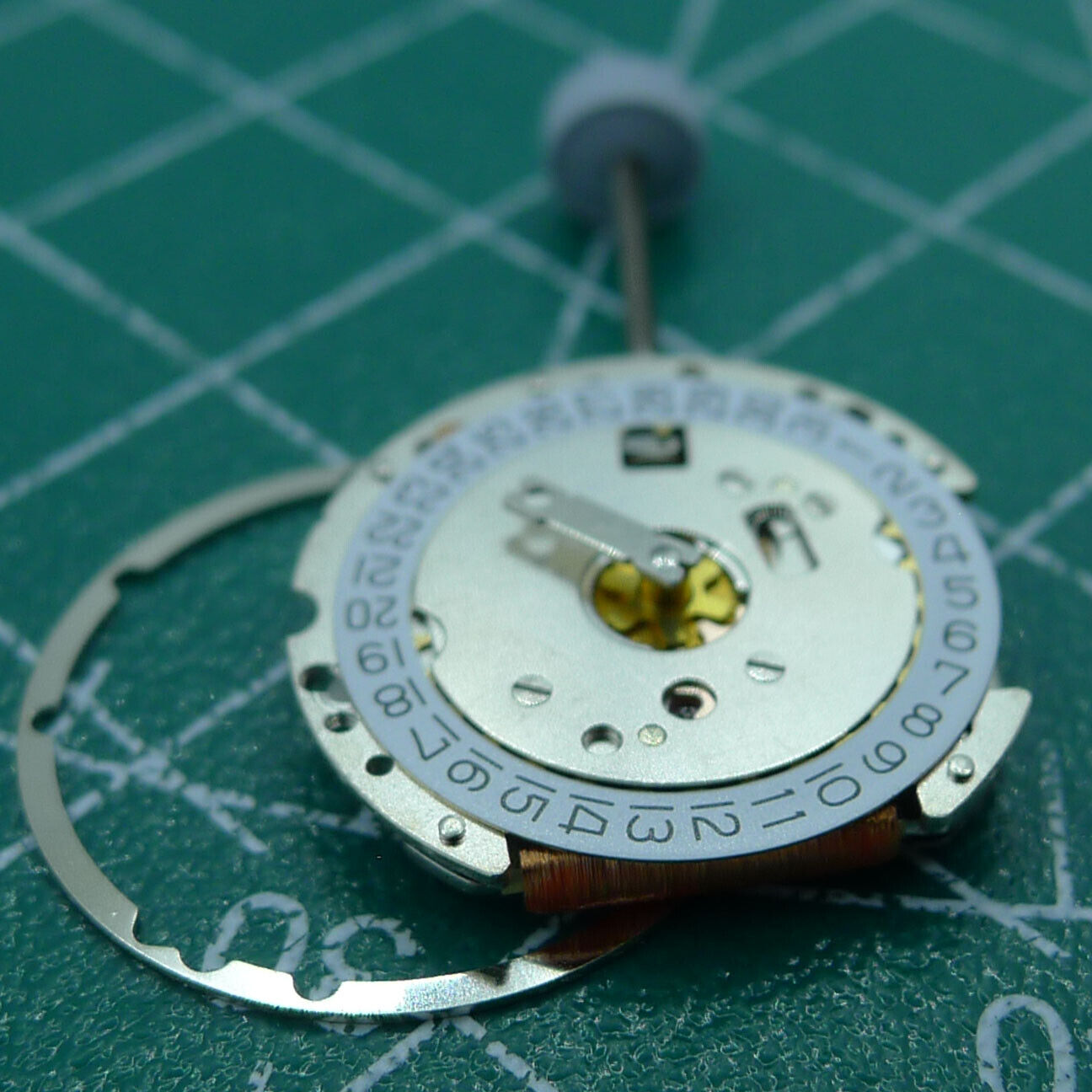Wholesale Swiss Made Ronda 774 quartz watch movement with date at 3, featuring high precision Swiss components for reliable timekeeping.