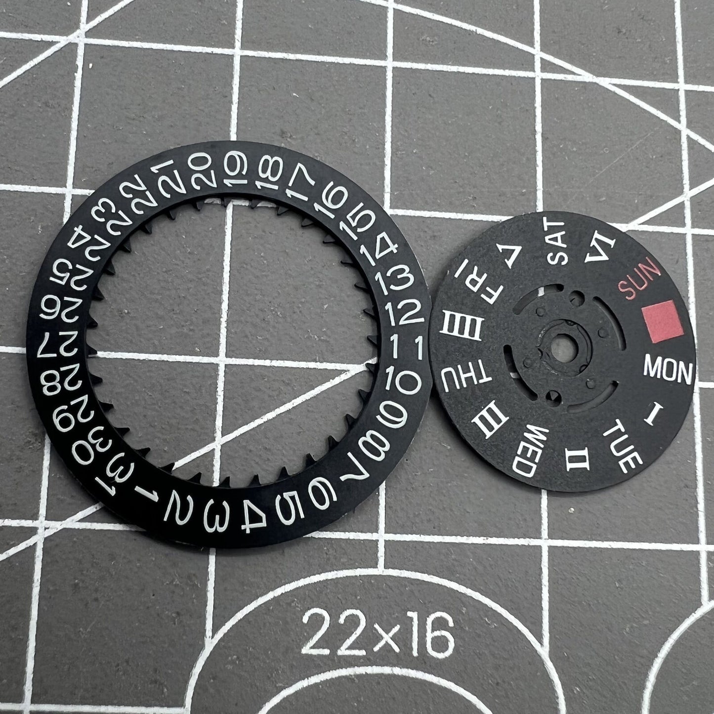 Roman /English Font Black Date Disk Wheel Week for NH36 Movement 3.8 position