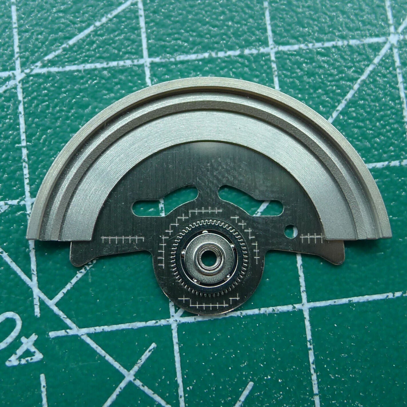 Wholesale Movement oscillating weight rotor replacement for NH35/NH36 watch movements, durable and precise.