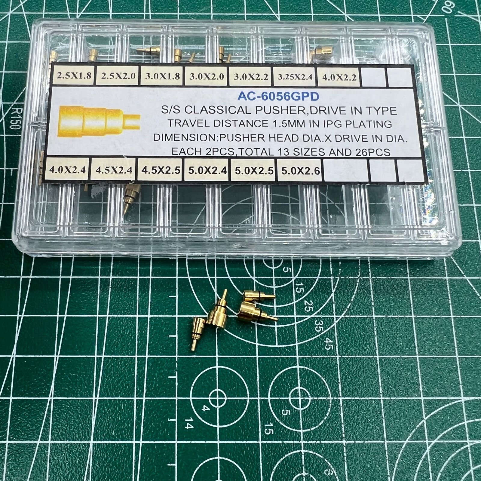 1. Stainless steel golden wholesale watch with pusher drive, available in 13 sizes.  