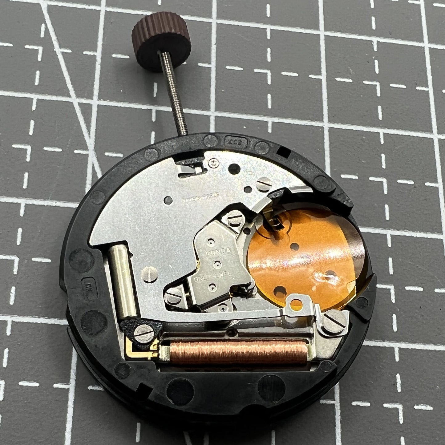 Ronda 507 quartz watch movement with English dial, Swiss precision for accurate timekeeping by Ronda.