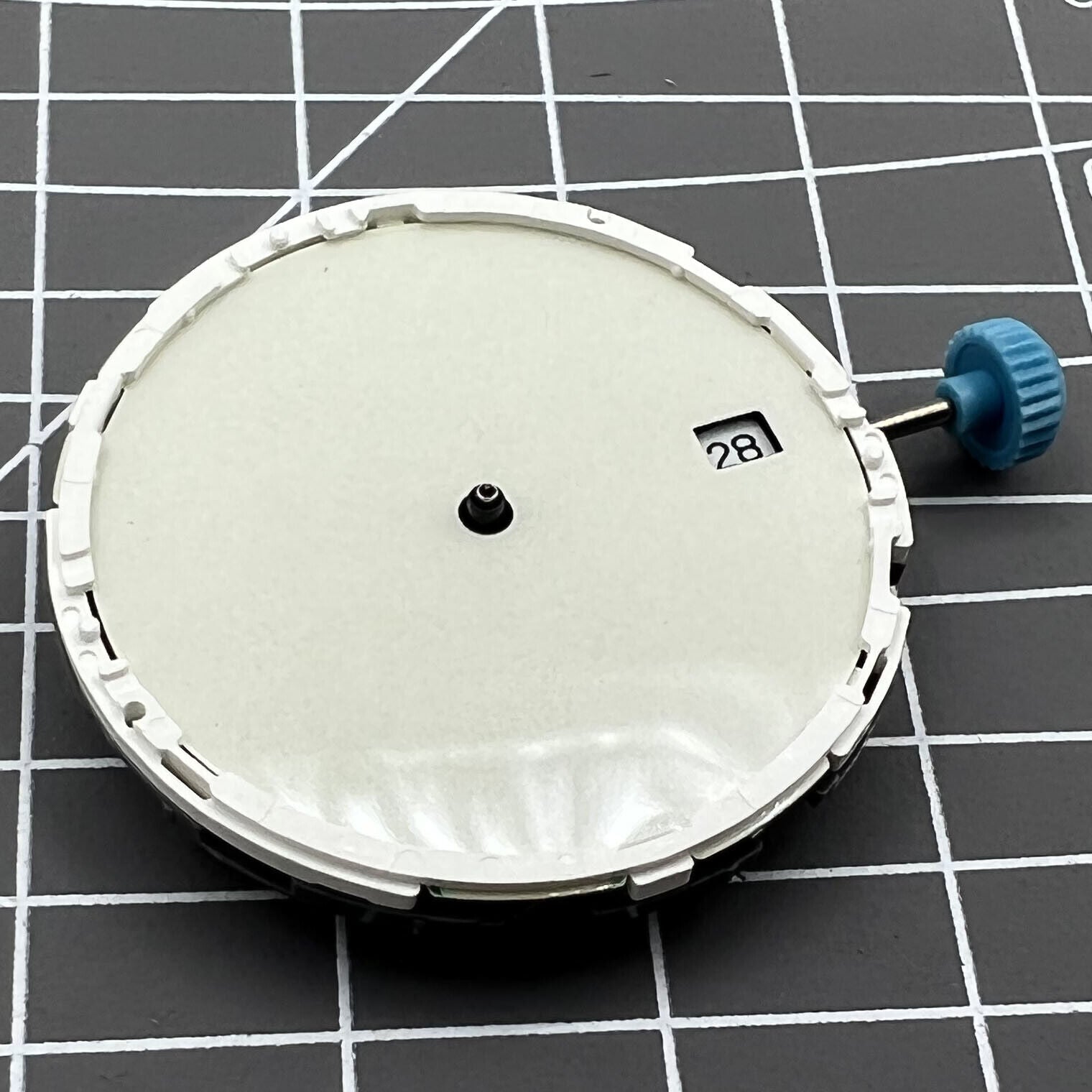 Miyota 6N10 quartz watch movement with luminescent hands and single calendar date at 3 o?clock slot.