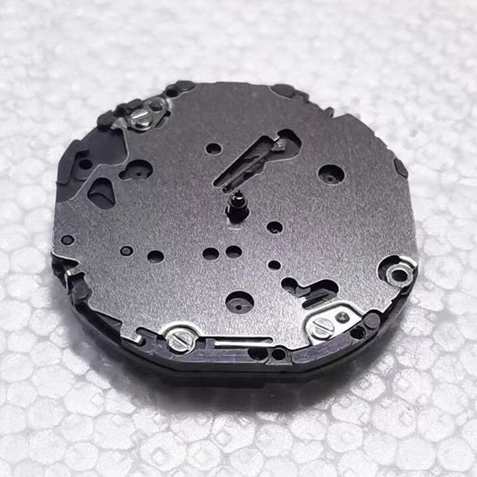 Hattori Epson VH31B quartz watch movement, Japan-made, precise timekeeping for watch repair.