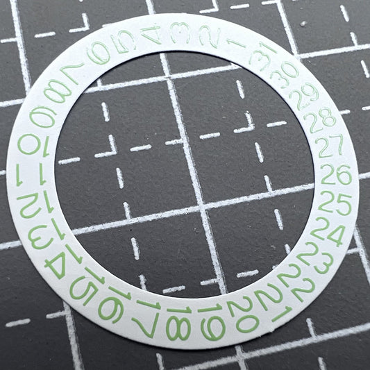 2 Stück weiße Hintergrund hellgrüne Zahlen Scheibe Datumsring für NH35 NH36