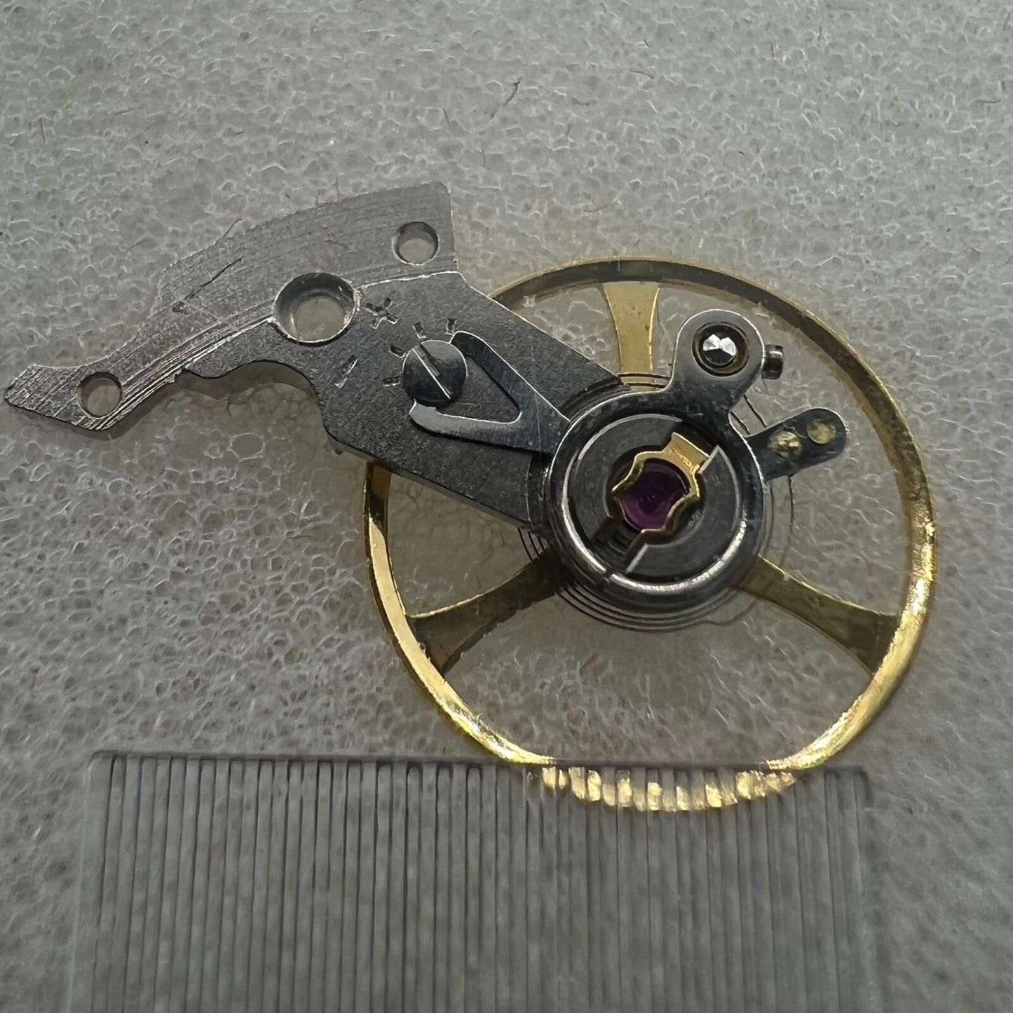 Balance wheel with splint for SHANGHAI 2824 2836 2834 watch movement, precision spare part.