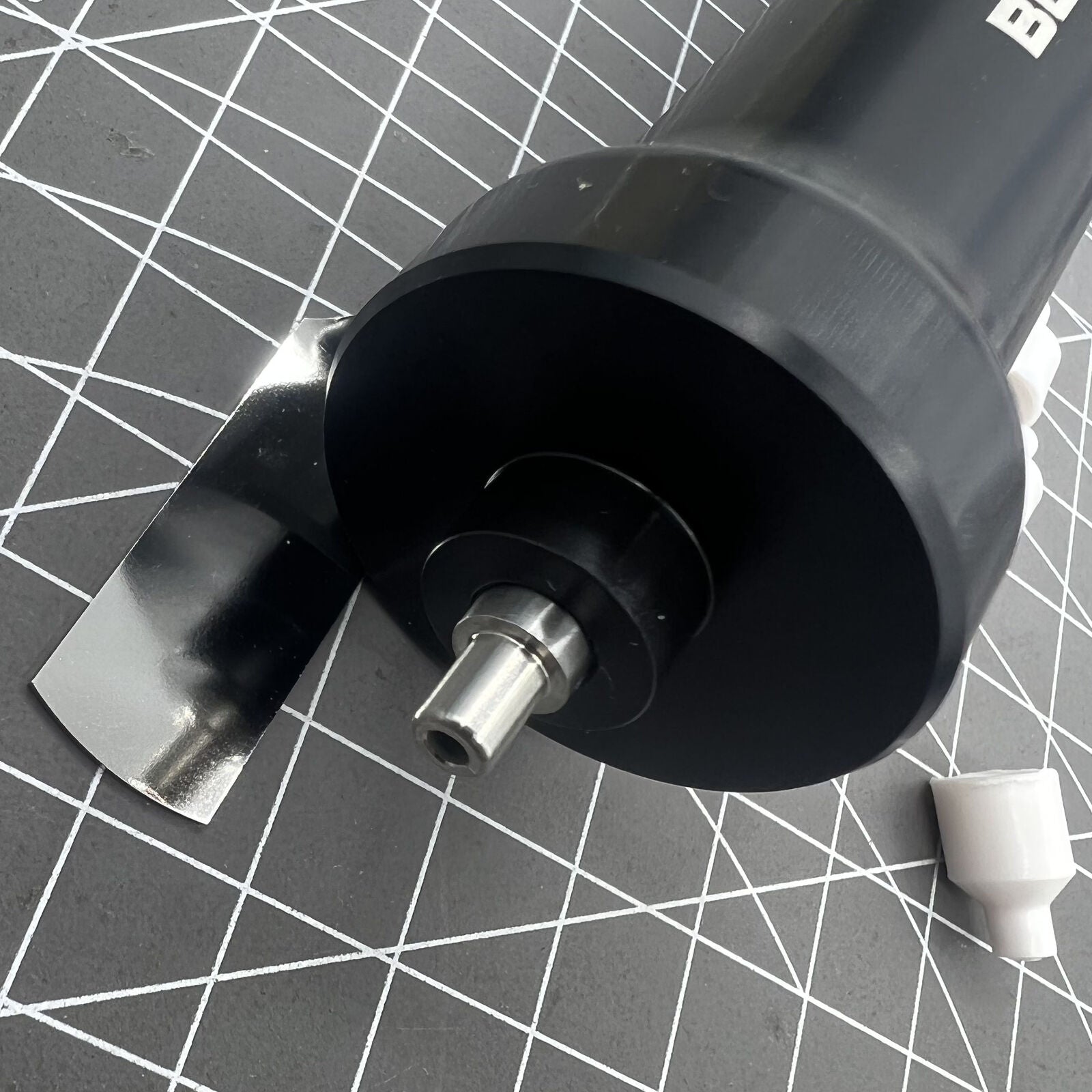 Swiss Bergeon 5011 watch case pump for removing glass from monobloc cases, precision Bergeon repair tool