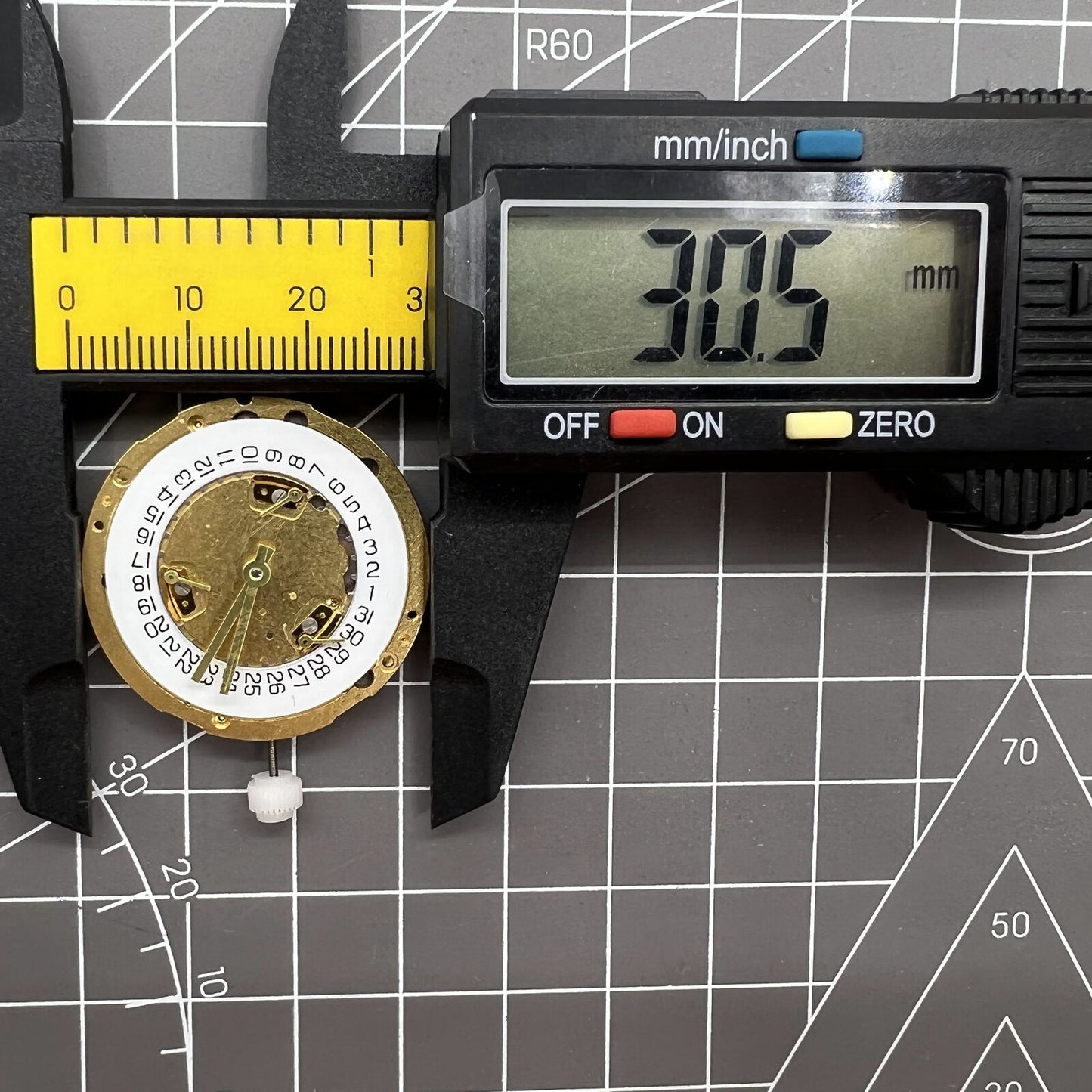 Swiss Made ETA251.272 quartz watch movement with date at 4, precision ETA brand component for watch repair.