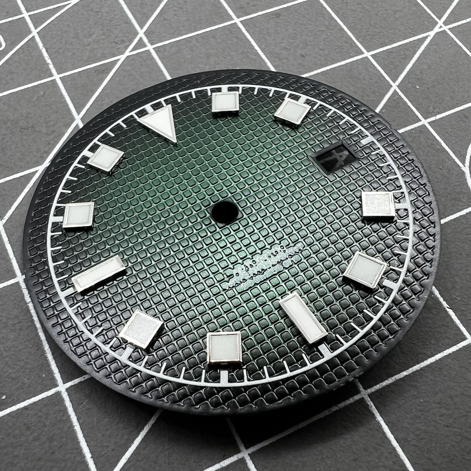 33.5mm green luminous watch dial for Seiko NH35/35A NH36/36A movement, enhancing night visibility.