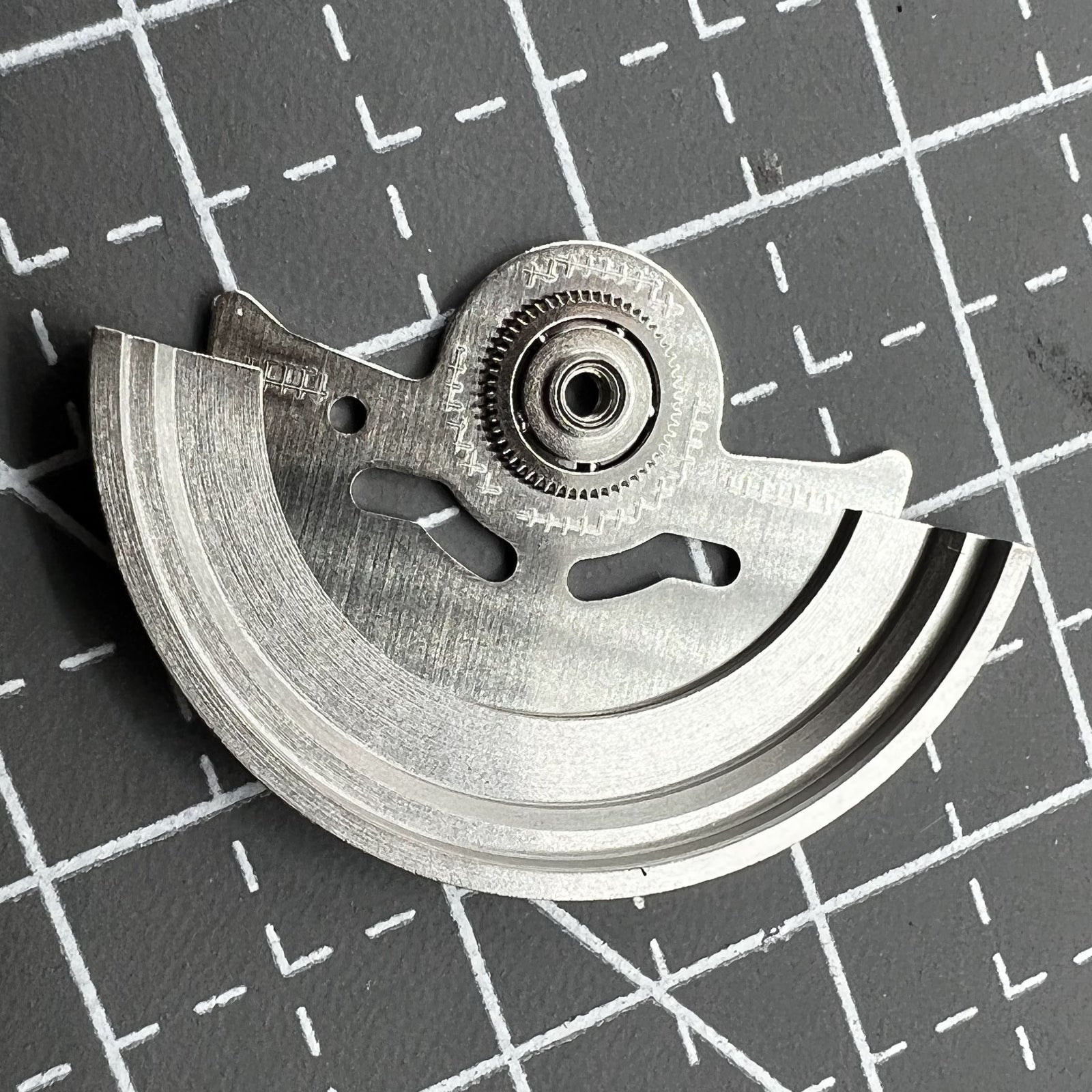 Schwungmasse Rotor f�r NH35 Uhrwerk von Schwungmasse, pr�zises Ersatzteil f�r Uhrenreparatur.