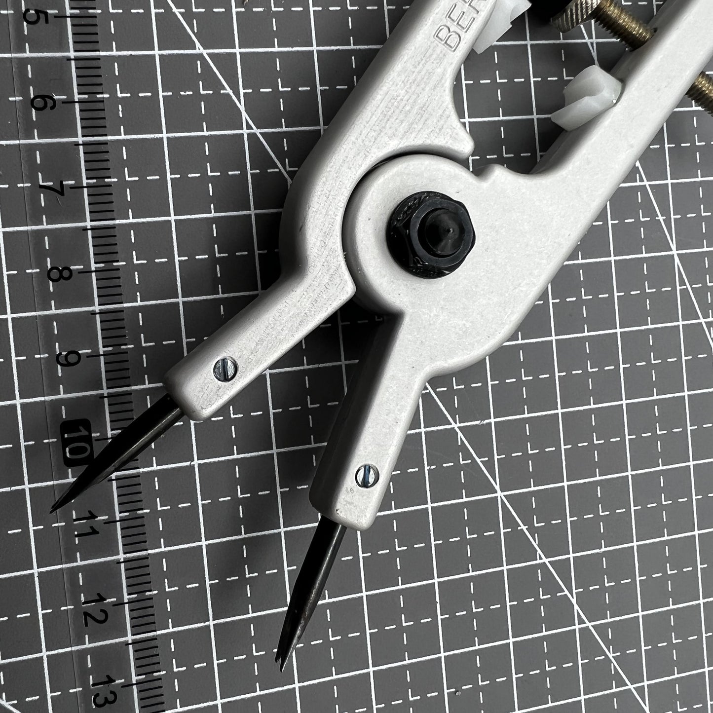 Swiss Bergeon 6618 spring bar pliers for precise watch strap adjustments and repairs, professional Swiss tool.