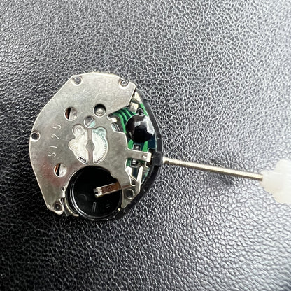 2 Stück Sunon SL25 Uhrwerk mit Datums und Wochentagsanzeige Quarz Uhrwerk