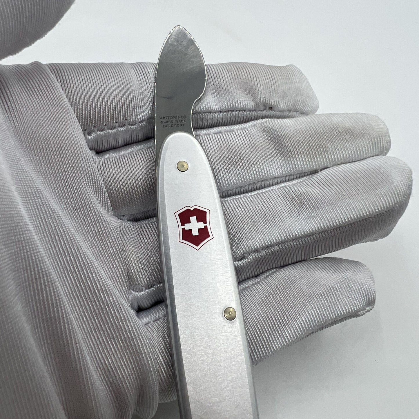 Swiss Made Horotec MSA07.001 watch case opener with durable aluminium handle for precise accessory maintenance