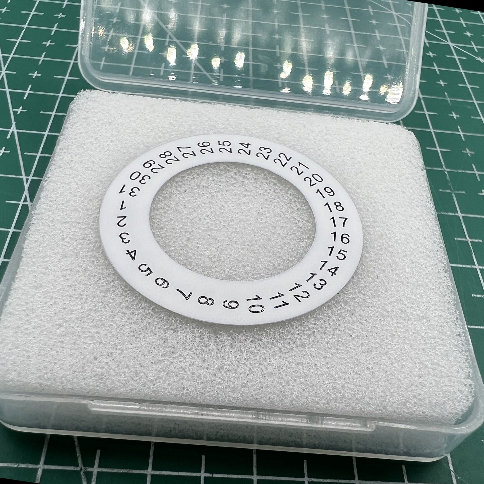 Generic 28.5mm AP date disk wheel for 2813 movement, compatible with date@3 watches.