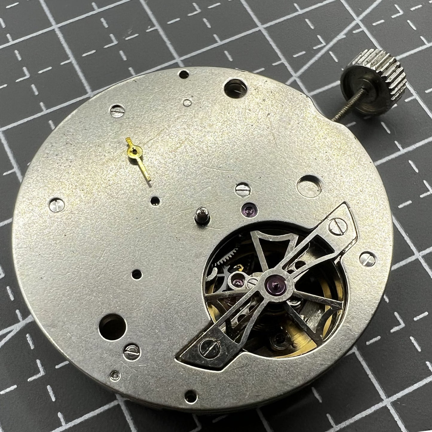 Seagull Tianjin ST25 automatic watch with small seconds at 12 o'clock, classic design accessory.