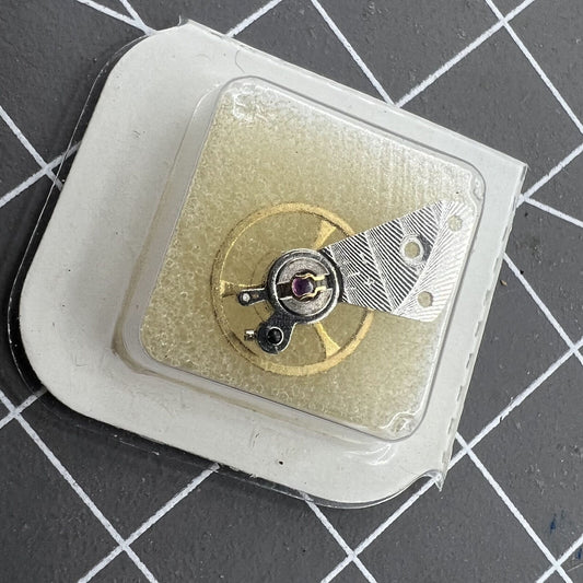 Complete balance wheel with splint for Tianjin Seagull ST16 movement, precision watch accessory.
